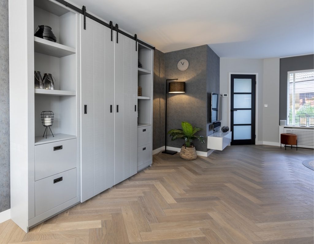 balık sırtı ahşap lamine parke fb hout herringbone wood floor