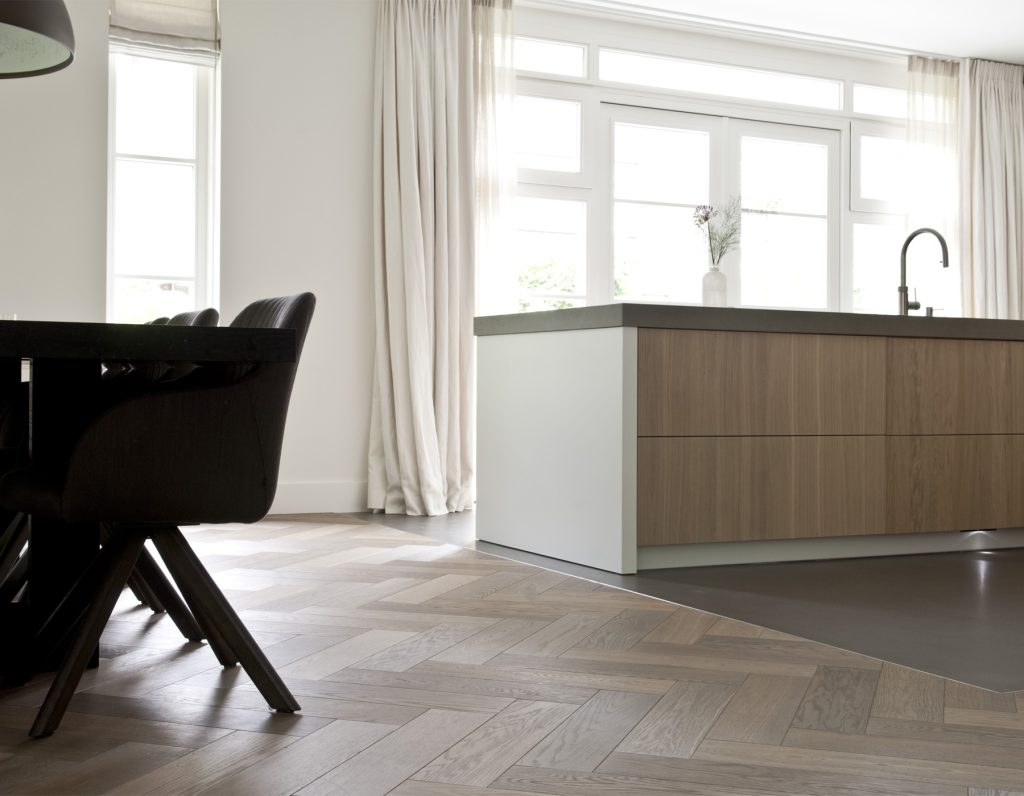 balık sırtı ahşap lamine parke fb hout herringbone wood floor