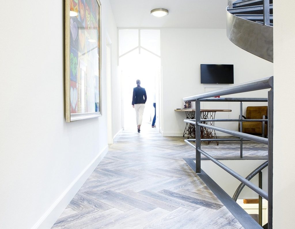 balık sırtı ahşap lamine parke fb hout herringbone wood floor