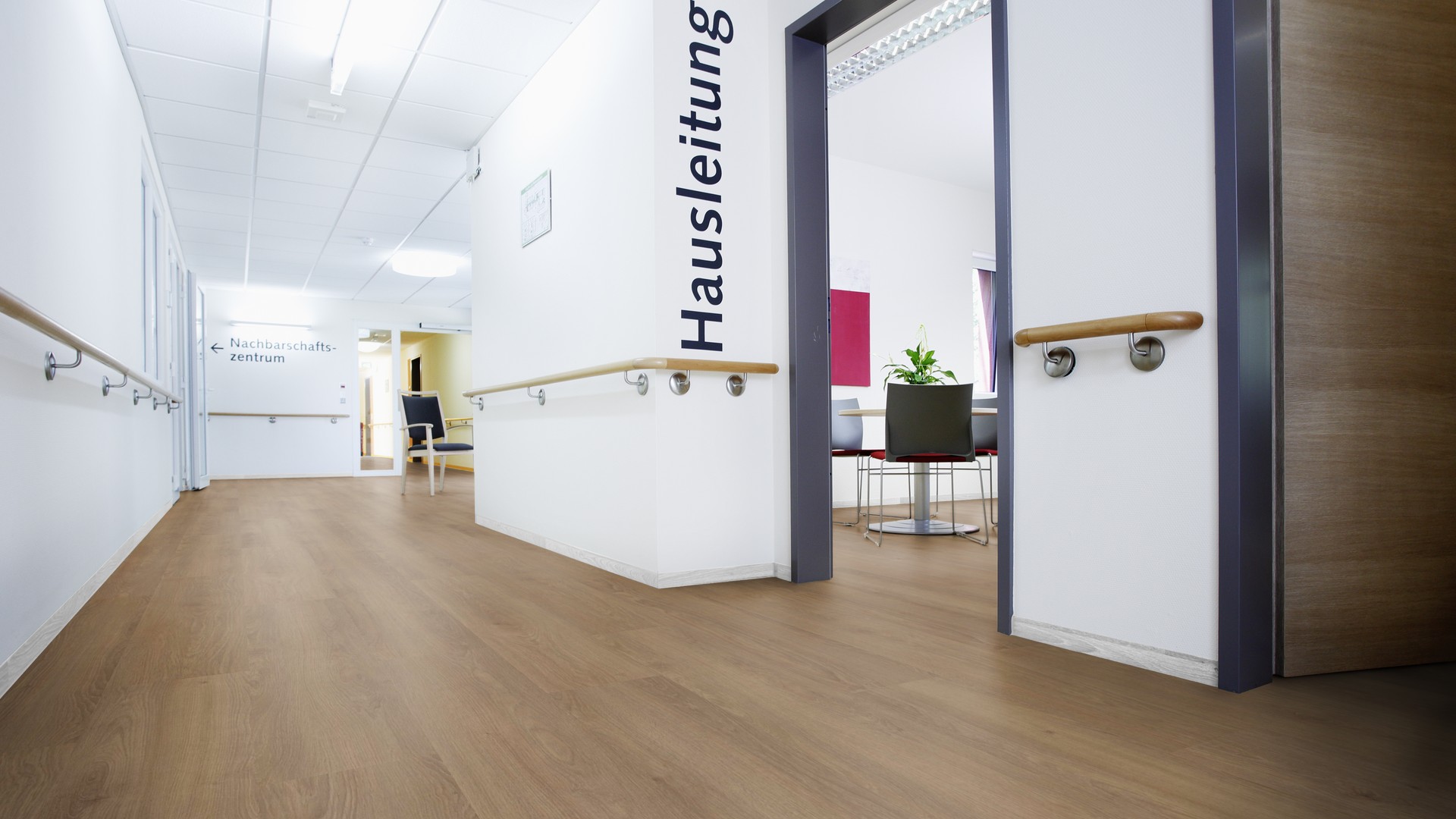 Siena Oak Brown - wineo 1500 - Görsel 3